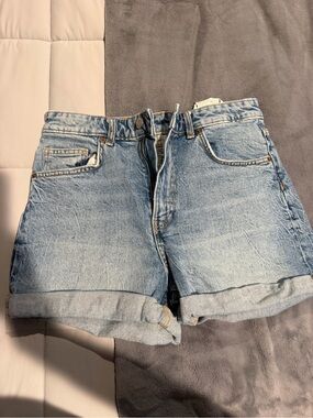 Zara Light Blue Rolled Hem Denim Shorts